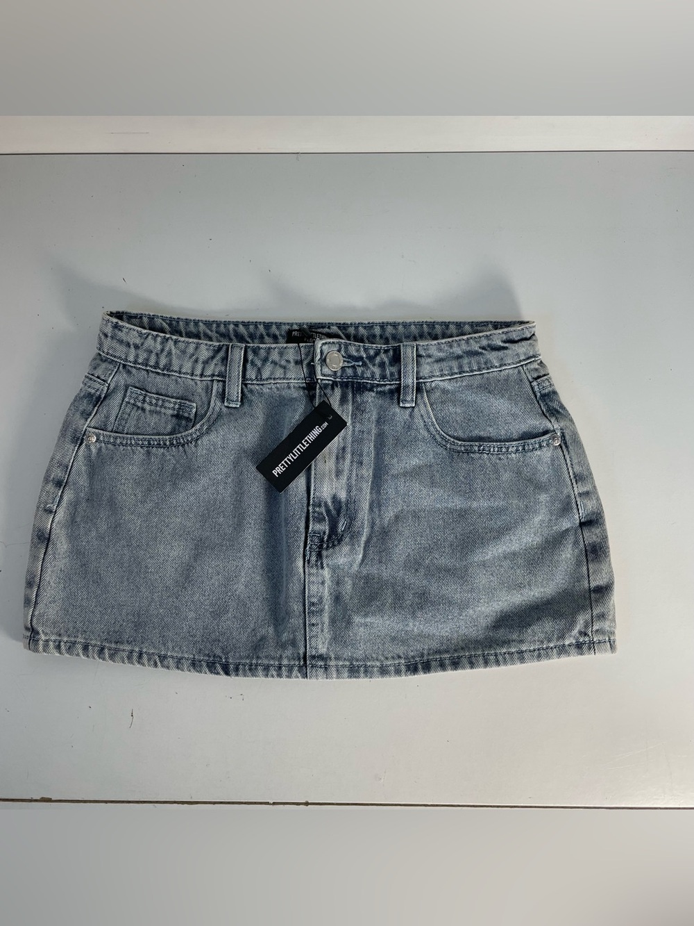 NEW PrettyLittleThing Mini Skirt Denim Jeans Size 6 Blue Summer Coastal Grunge